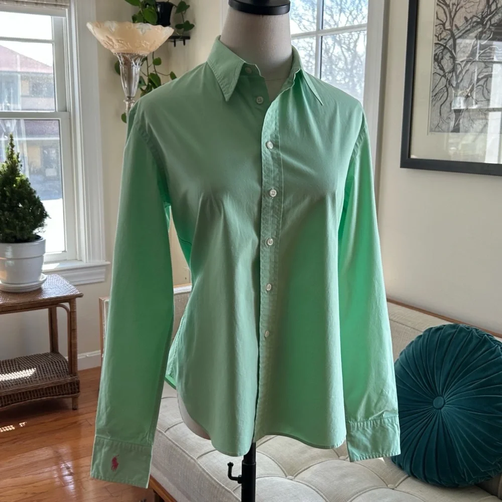 Ralph Lauren Cotton Button Down in Pistachio - Picture 2 of 7